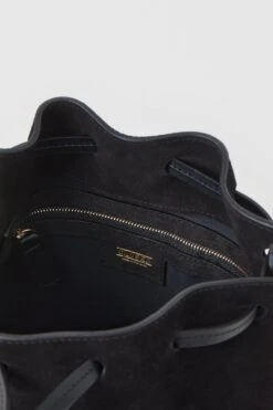 CLOSED Bucket Bag Aus Veloursleder 12 CLOSED Bucket Bag Aus Veloursleder -ModeZeit C90390 85J 22 100 4