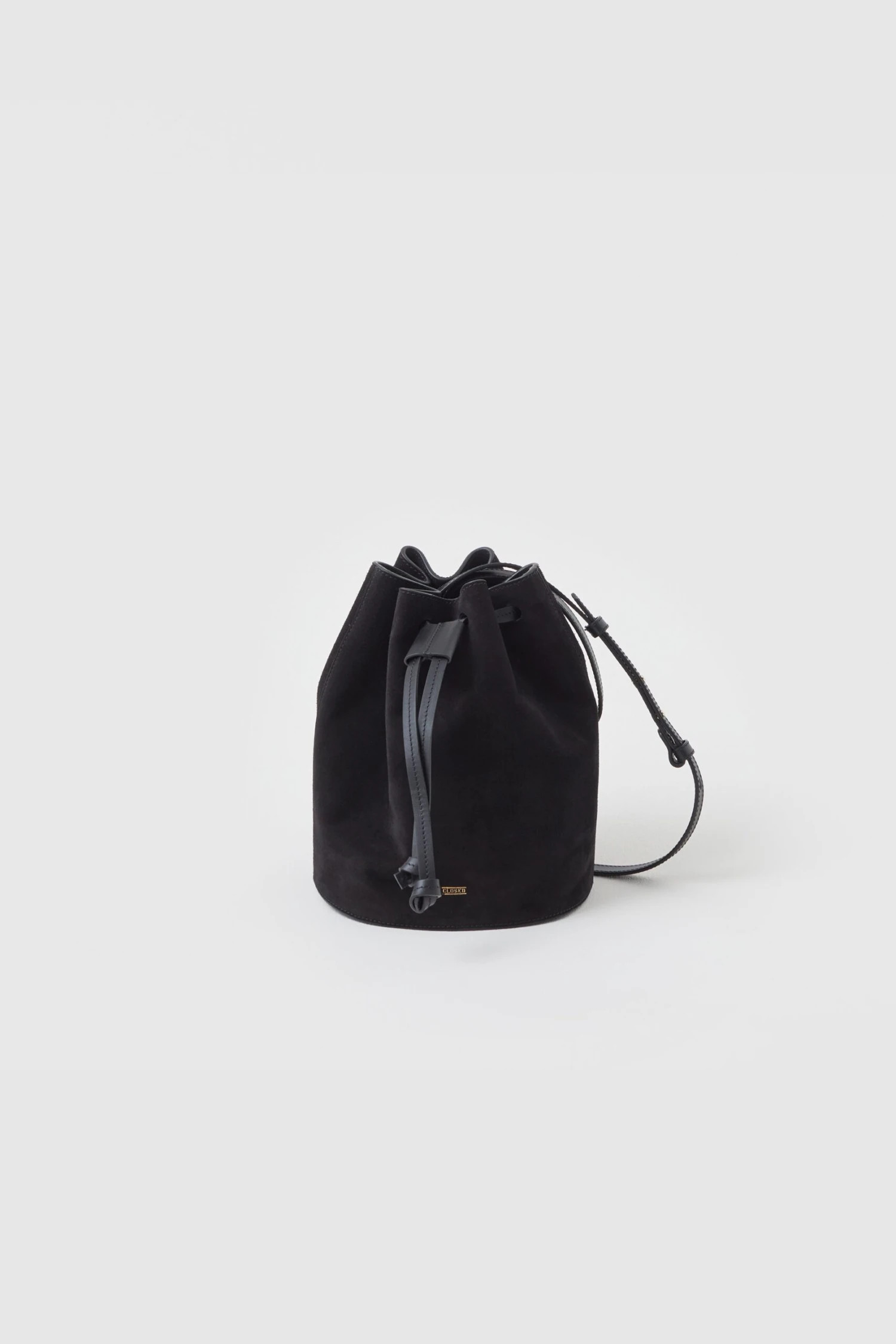 CLOSED Bucket Bag Aus Veloursleder 3 CLOSED Bucket Bag Aus Veloursleder