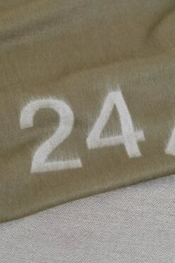 CLOSED Schal Aus Reiner Schurwolle -ModeZeit C90819 712 22 916 2