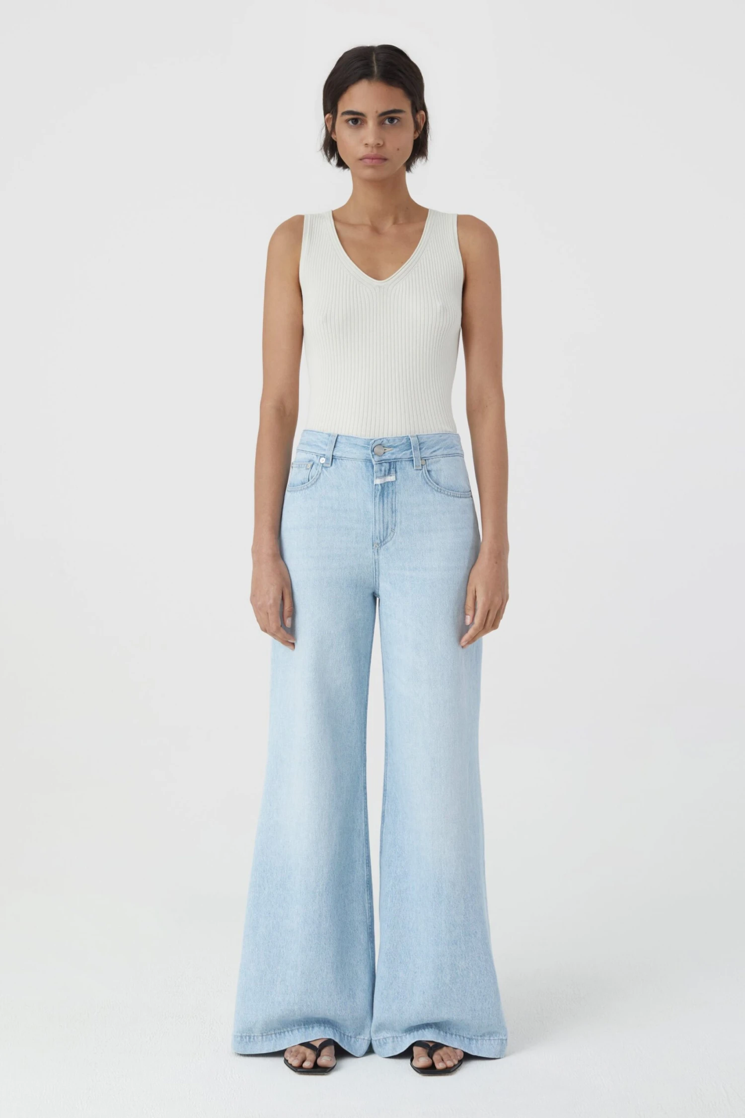 CLOSED Glow-up 3 CLOSED Glow-up