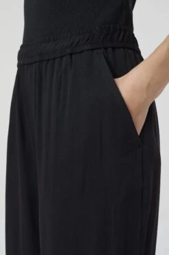 CLOSED Winona Fluid Twill Trousers 14 CLOSED Winona Fluid Twill Trousers -ModeZeit C91338 52P 22 100 4