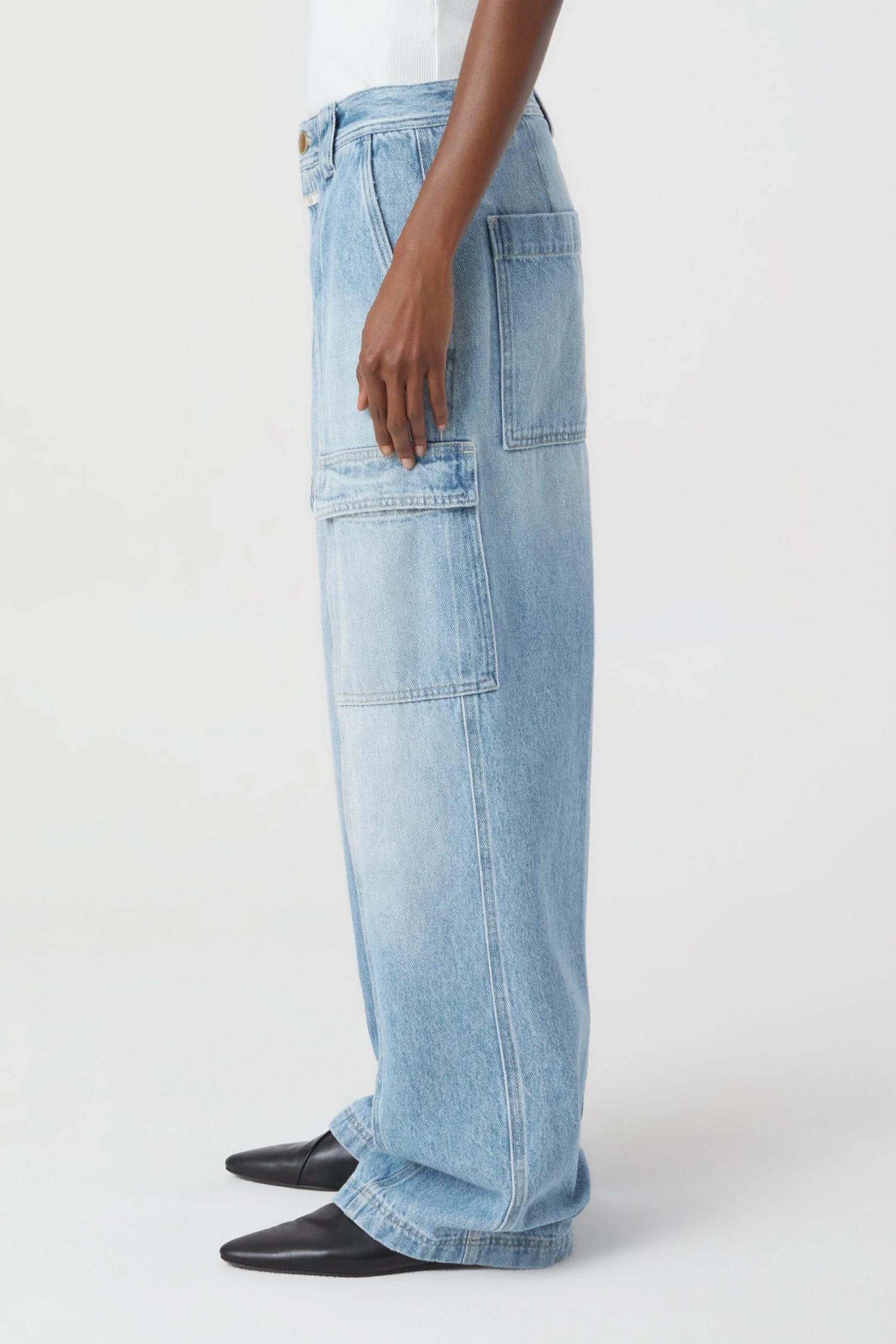 CLOSED Roye 4 CLOSED Roye – Bild 2