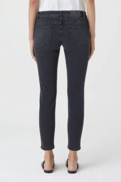 CLOSED Baker Stretch Black Denim -ModeZeit C91XBA 06W 2K BBK 3
