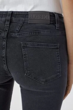 CLOSED Baker Stretch Black Denim -ModeZeit C91XBA 06W 2K BBK 4