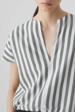 CLOSED Cropped Blouse 11 CLOSED Cropped Blouse -ModeZeit C94142 22U 22 612 3