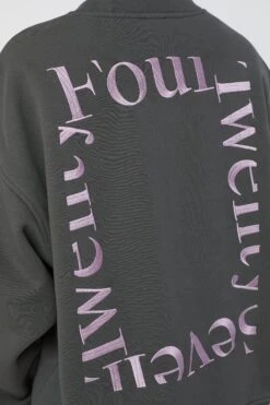 CLOSED Crewneck Mit Stickerei -ModeZeit C95326 473 EM 144 3