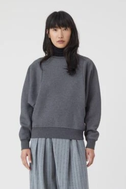 ModeZeit 17 CLOSED Crewneck In O-Shape